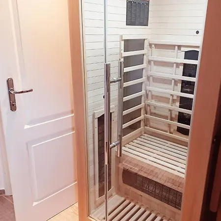 Lianes Hus Apartment